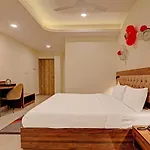 Hotel Heera Grand