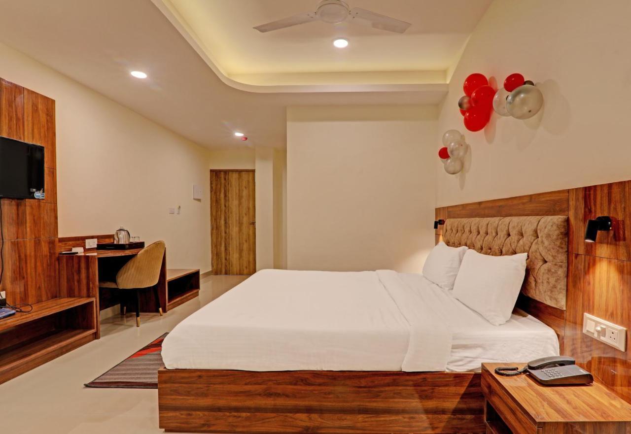 Heera Grand Hotel 3*
