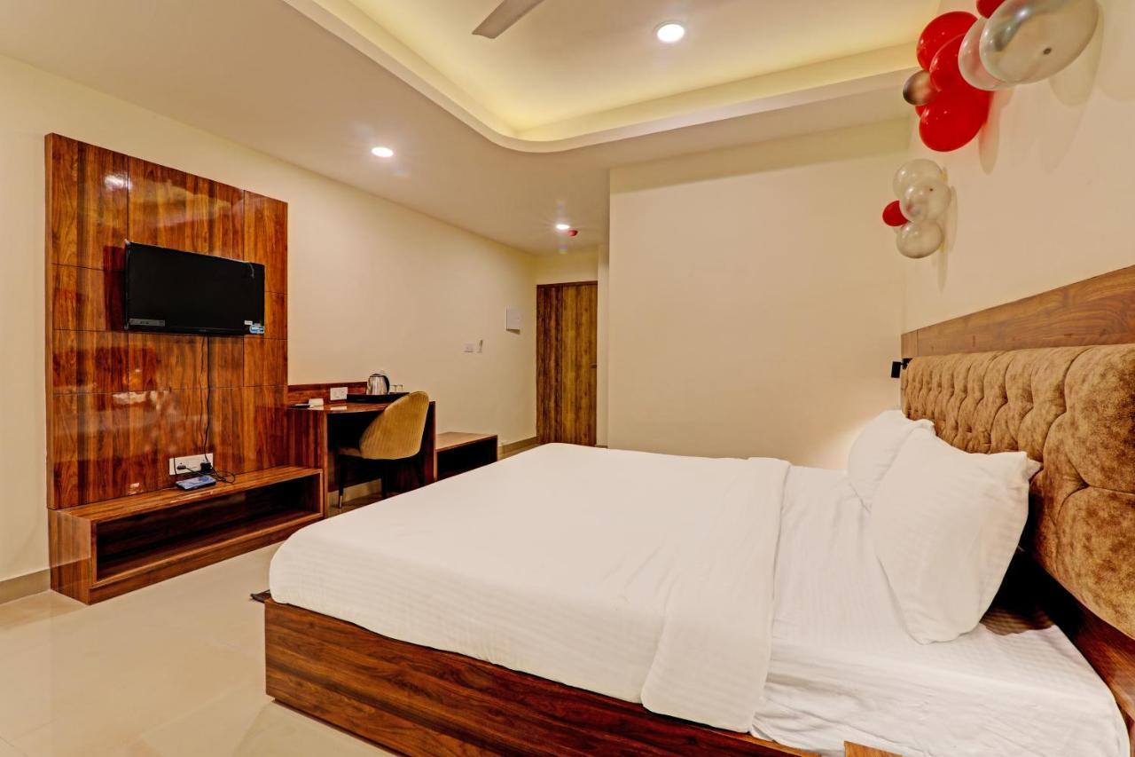 Hotel Heera Grand 3*