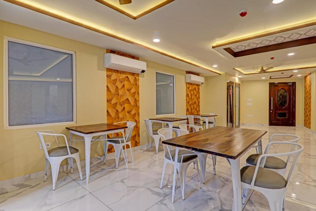 Heera Grand Hotel 3*