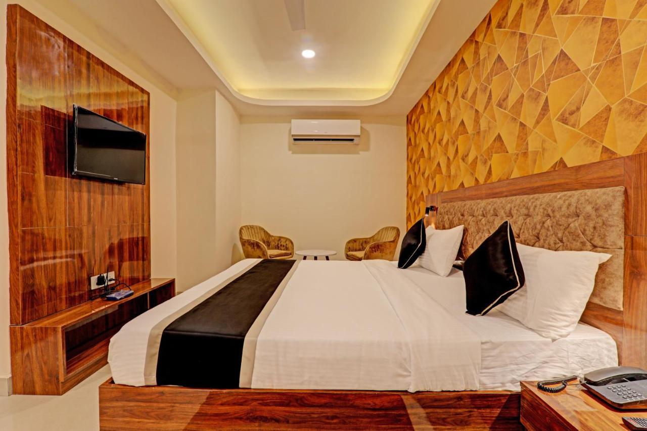 Heera Grand Hotel