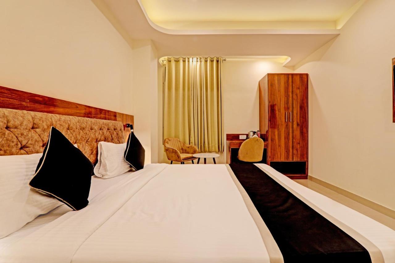Heera Grand Hotel 3*
