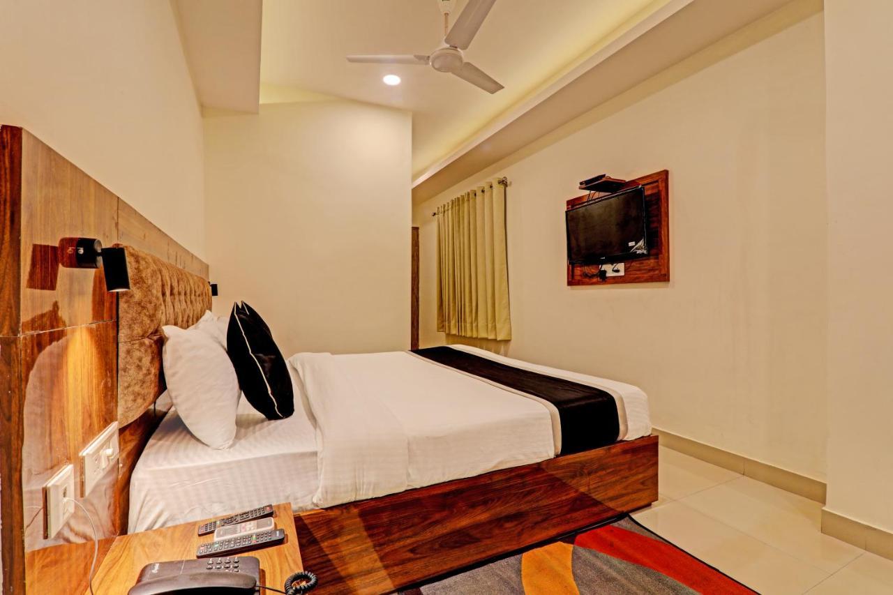 Hotel Heera Grand Lucknow
