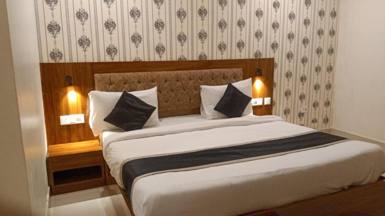 Hotel Heera Grand